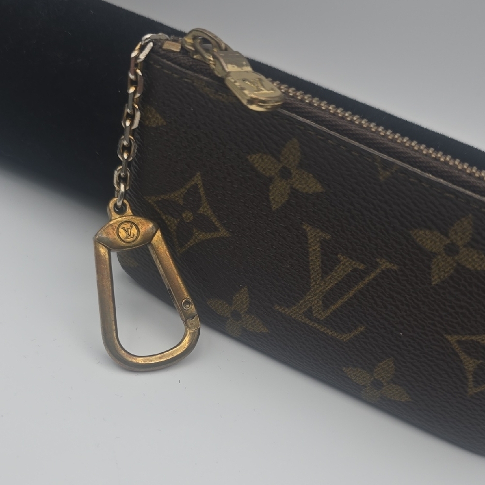 Louis Vuitton Signiture Brown Mono Pochette Cles Wallet Coin Purse (EUC)COA✨️ - Picture 2 of 8